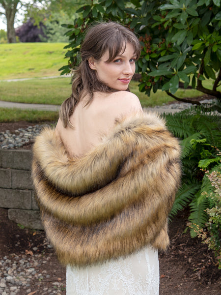 20 wide brown faux fur wrap with black tips – Tulip Bridal