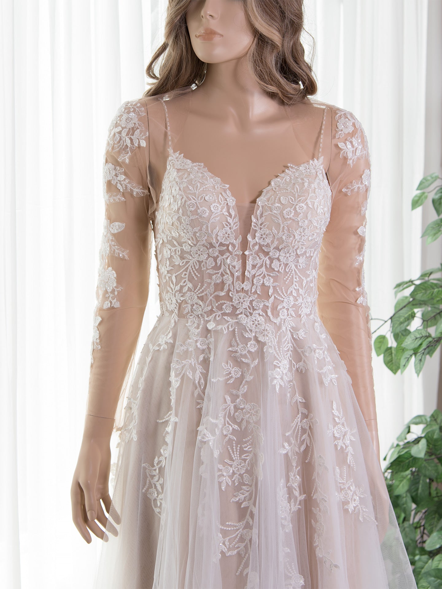 Bridal style – Sleeves in Tulip bolero