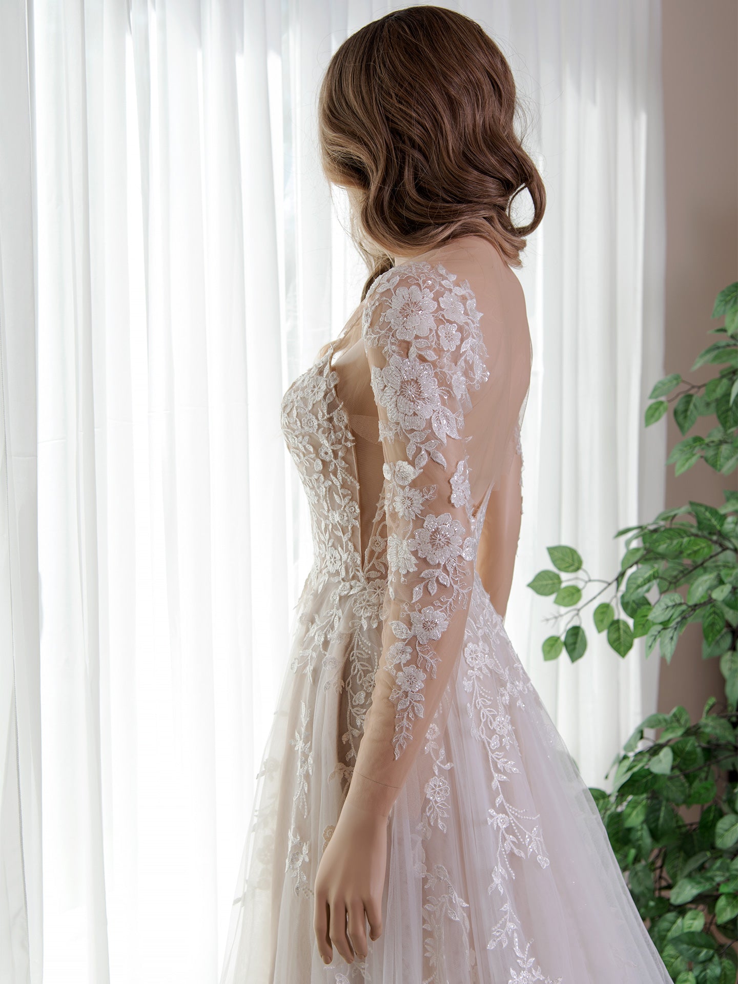 Lace wedding dress clearance topper