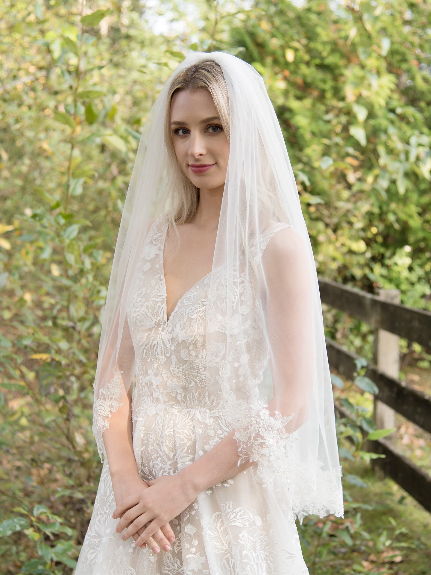 Ivory lace clearance veil